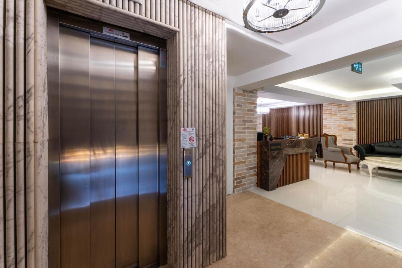 Rubby Hotel Kadikoey Istanbul Bagian luar foto