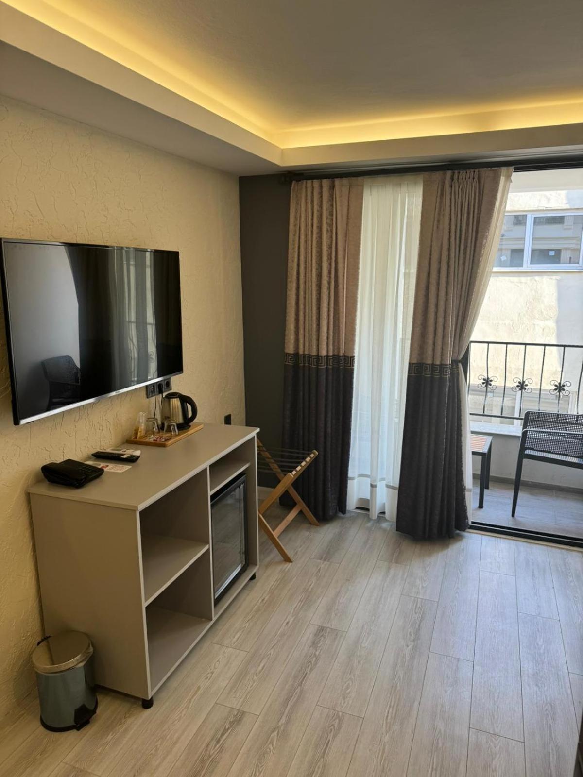 Rubby Hotel Kadikoey Istanbul Bagian luar foto